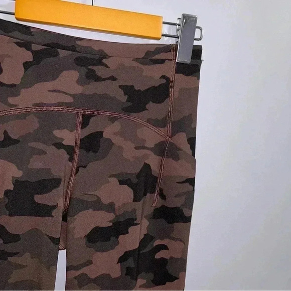 Lululemon Swift  Speed High-Rise Tight - Picture 8 of 10